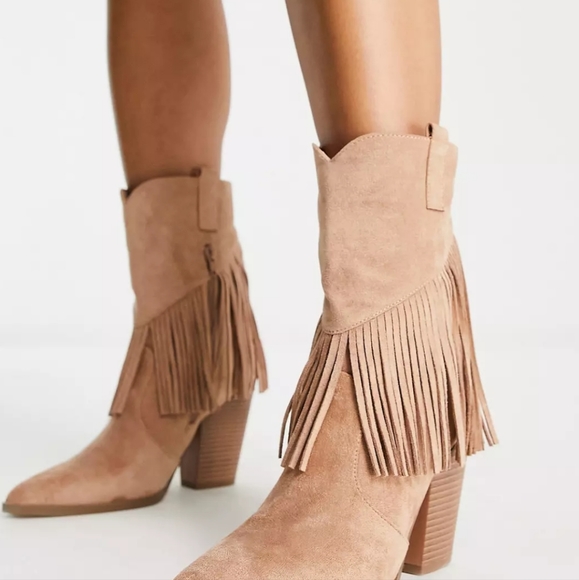 Glamorous fringed western heel boots in beige - Picture 3 of 3
